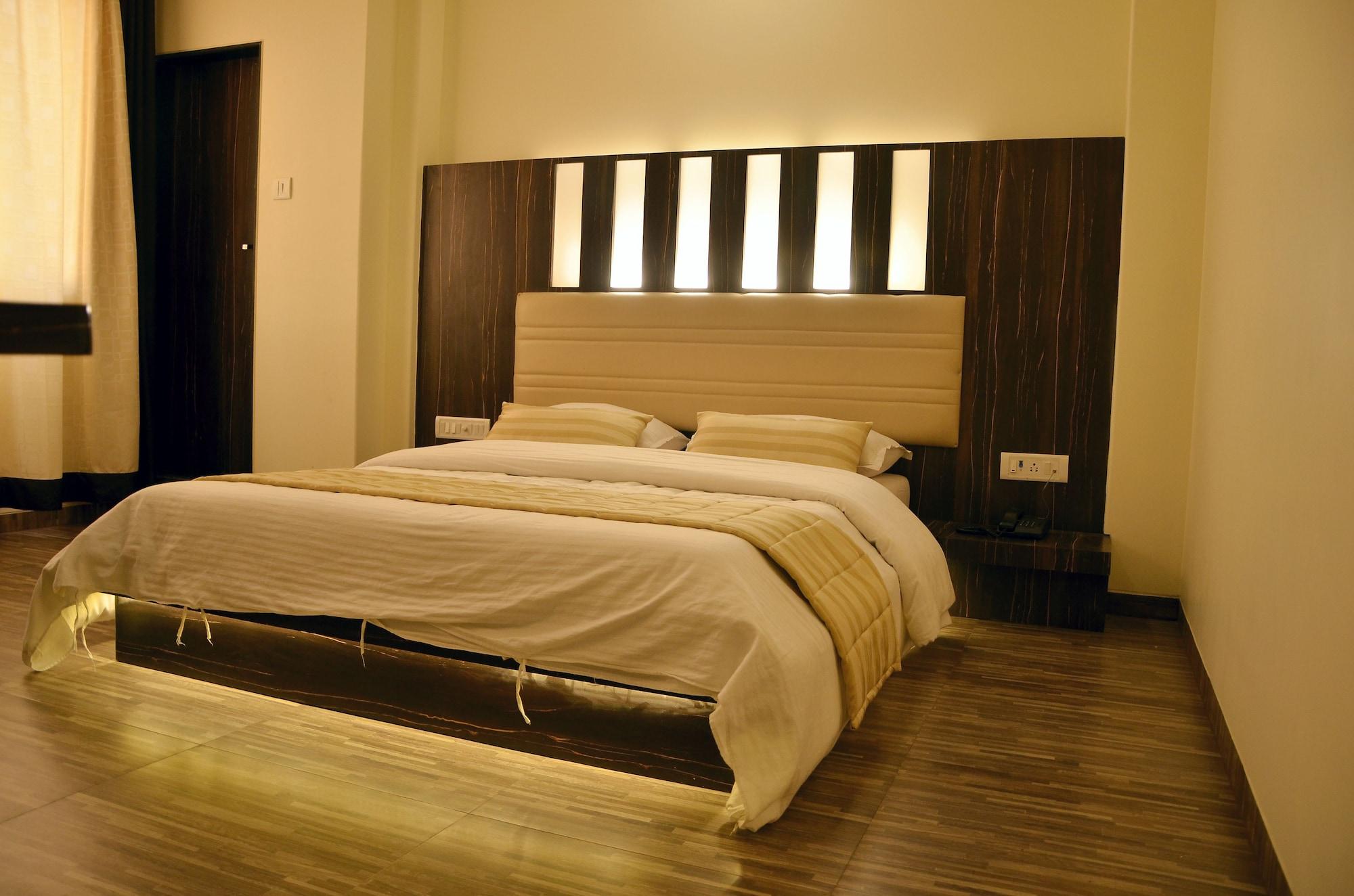Hotel Alka Residency Thane Exterior photo