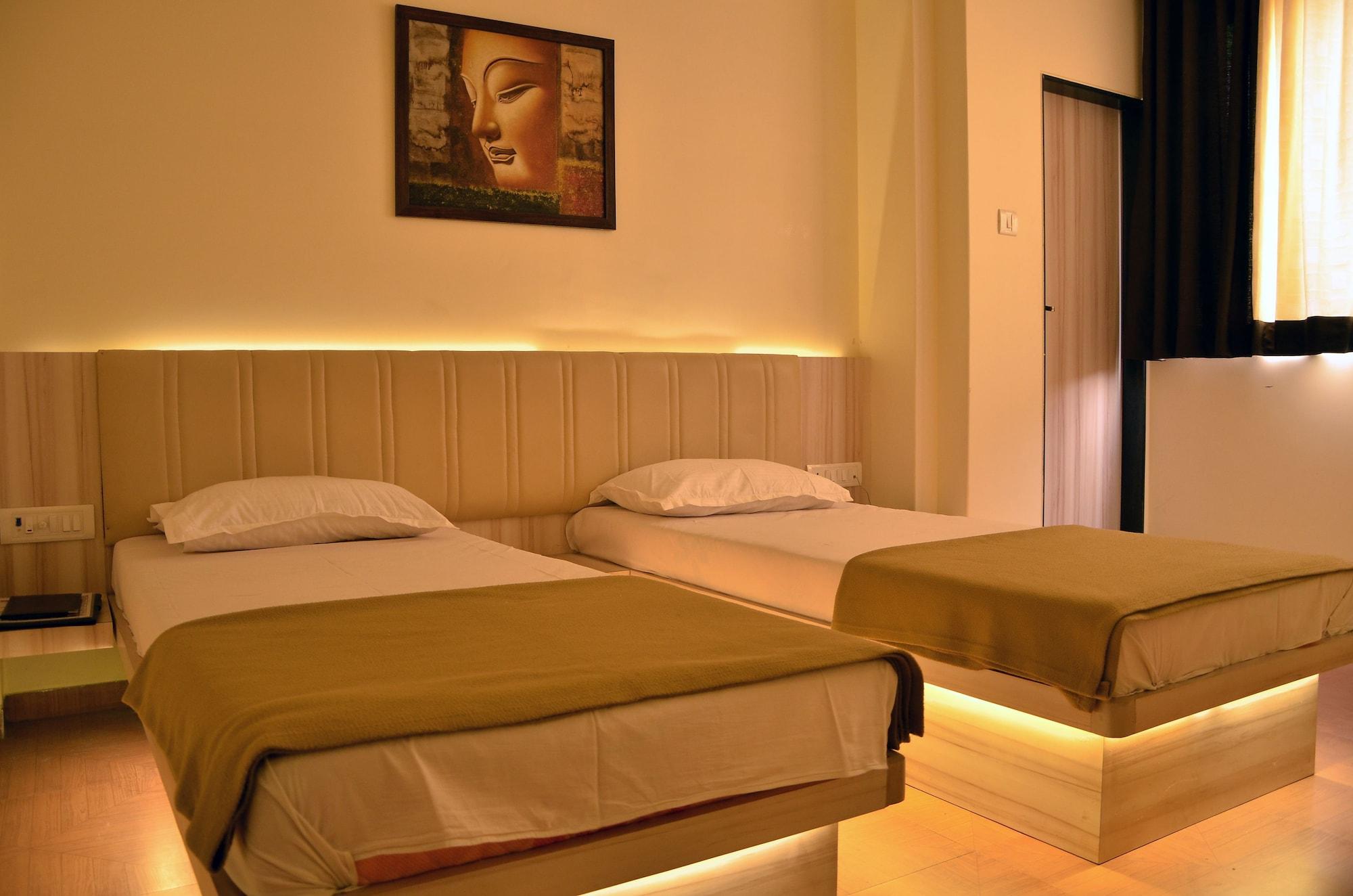 Hotel Alka Residency Thane Exterior photo